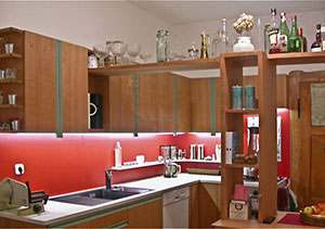 Küche mit Raumteiler